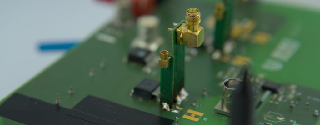 Two M-Shunts mounted on a double-pulse testing PCB, engineered for precise high-speed current measurement. © M-SHUNT